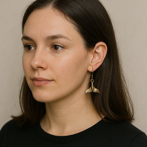 Silver tone Whale Tail Drop Earrings - Picture 1 of 2